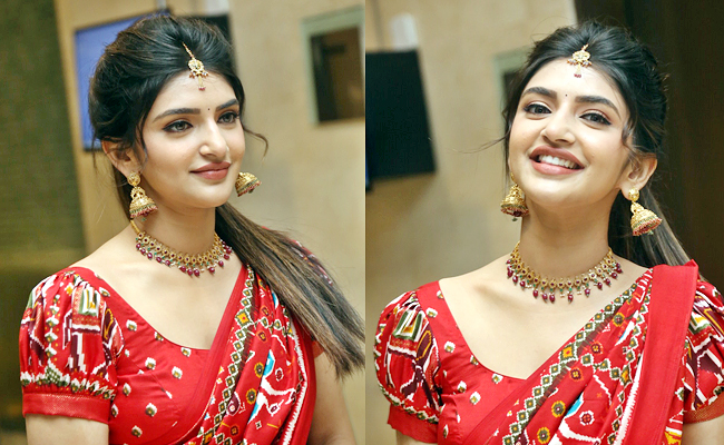 Guntur Kaaram Actress Sree Leela HD Photo Gallery - Sakshi1