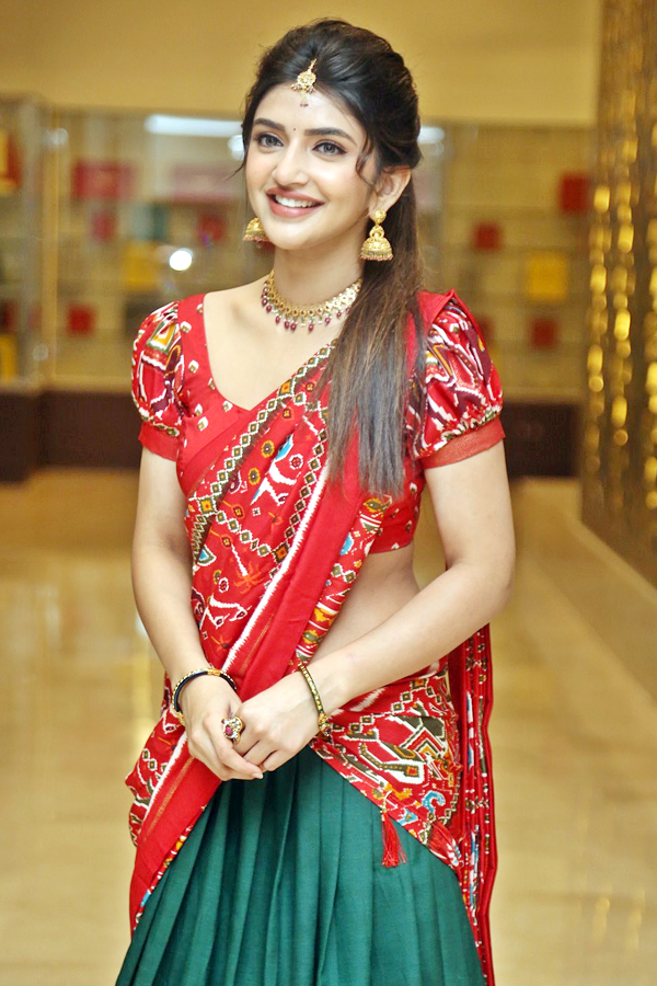 Guntur Kaaram Actress Sree Leela HD Photo Gallery - Sakshi2