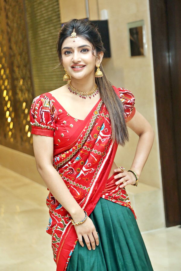 Guntur Kaaram Actress Sree Leela HD Photo Gallery - Sakshi7