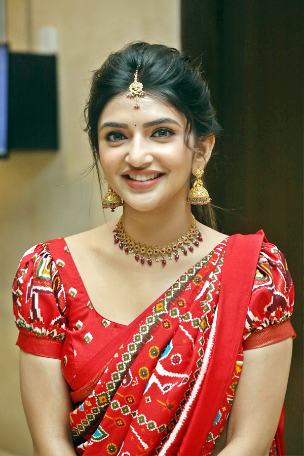 Guntur Kaaram Actress Sree Leela HD Photo Gallery - Sakshi12