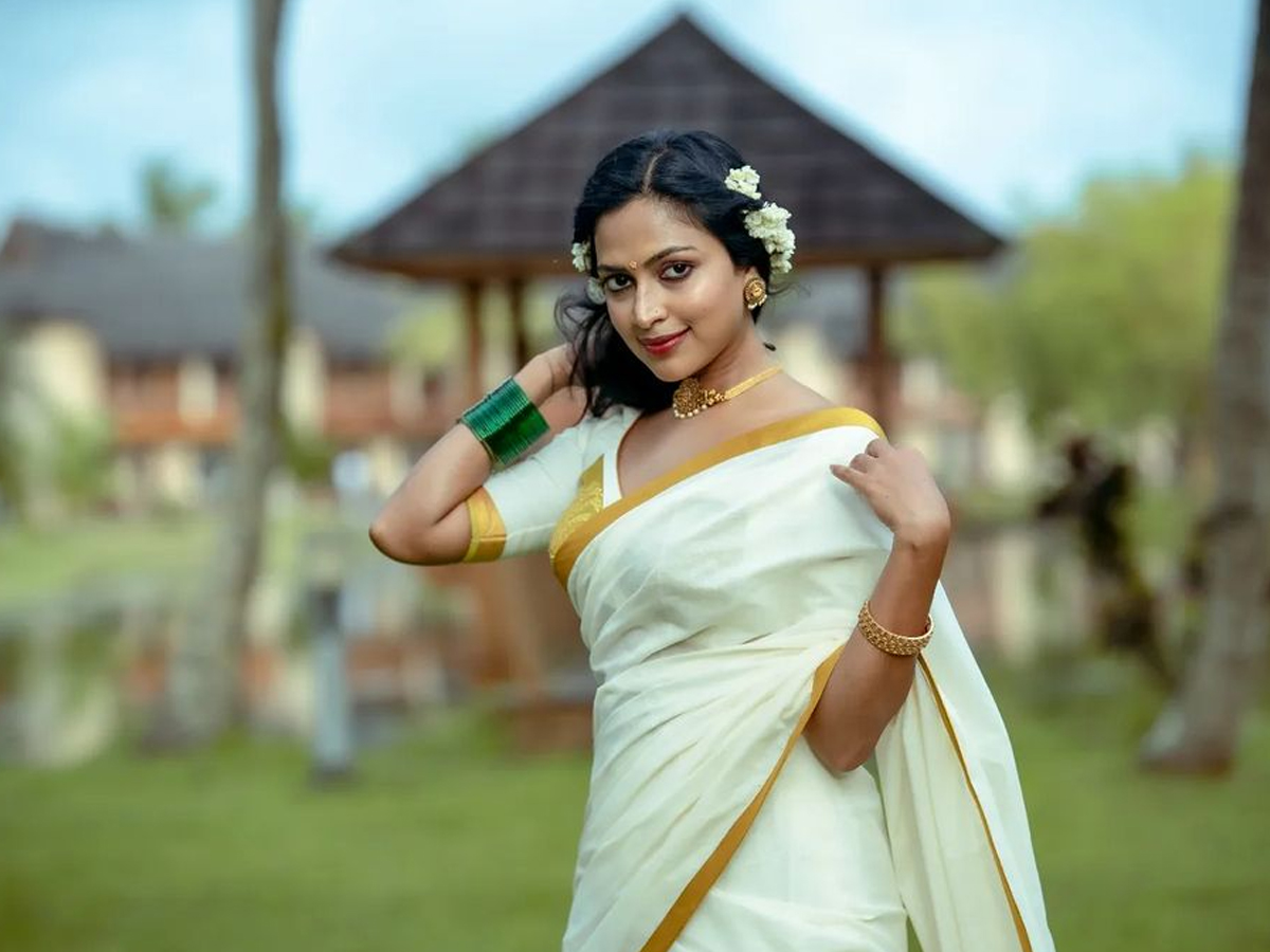 TollyWood Beauty Amala Paul Photo Gallery - Sakshi22