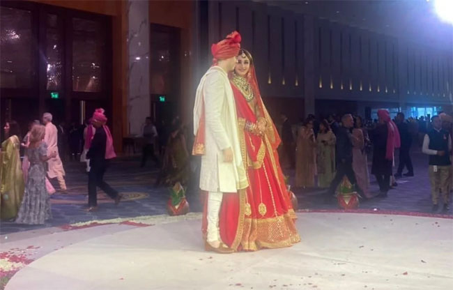 Jay kotak shares of wedding with ex Miss India Aditi Arya Photos - Sakshi4