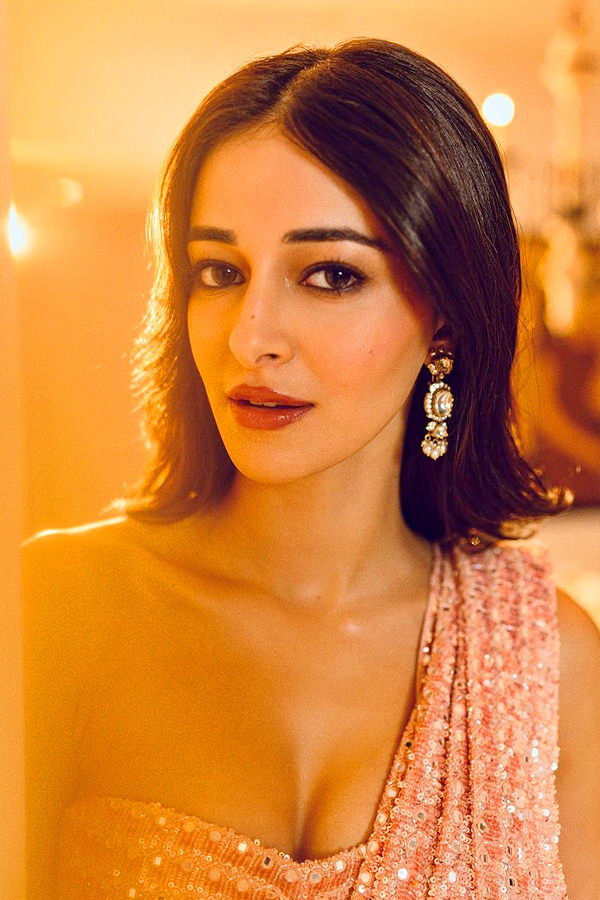 Ananya Panday buys her first luxury home in Mumbai PHotos - Sakshi7