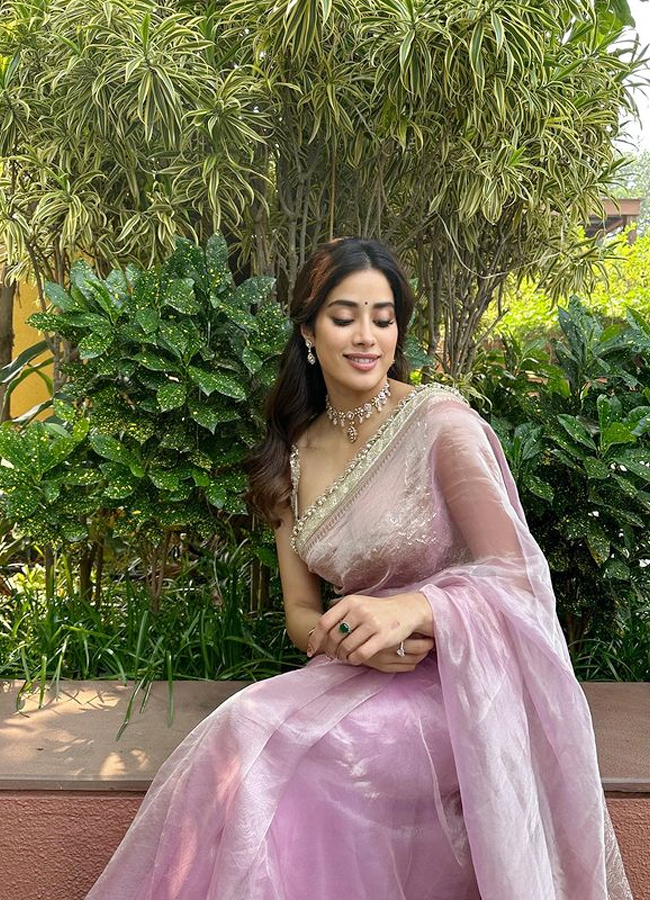 Janhvi Kapoor New Photoshoot Photos - Sakshi10