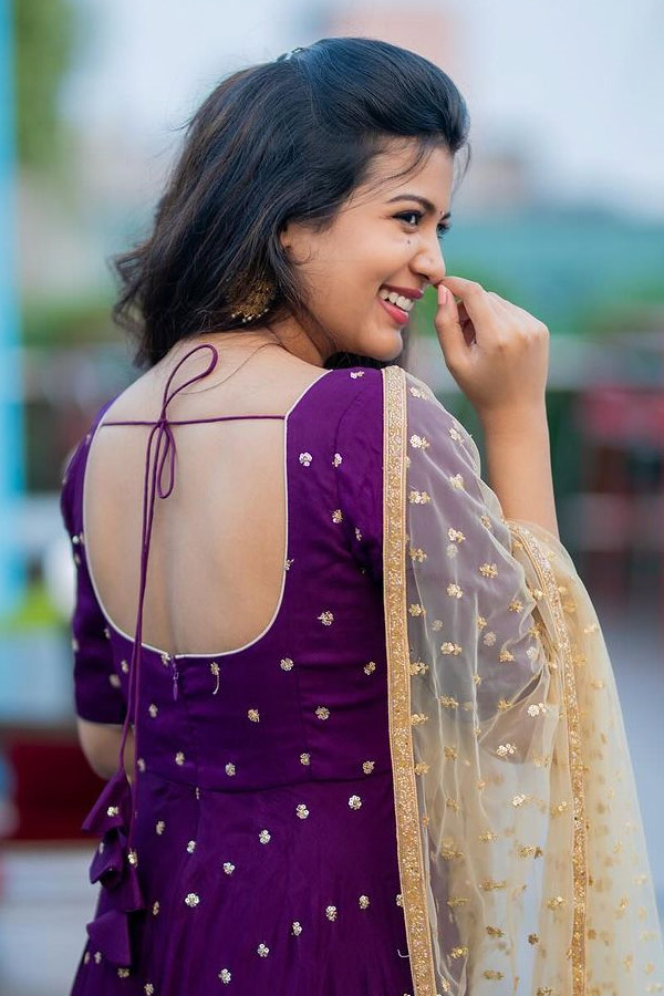 Actress Goldie Nissy Stunning Photos - Sakshi20