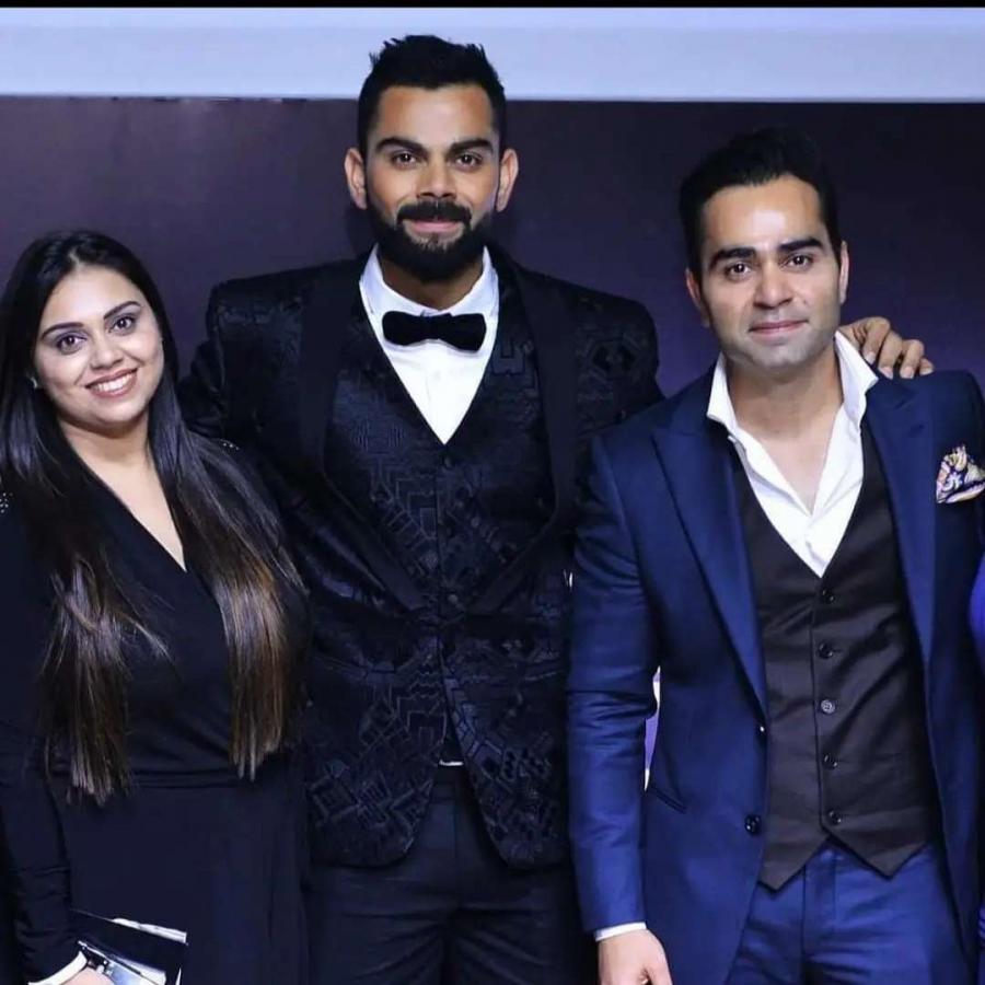 Virat Kohli Sister Bhawna Kohli Dhingra And Family HD Photo Gallery - Sakshi5
