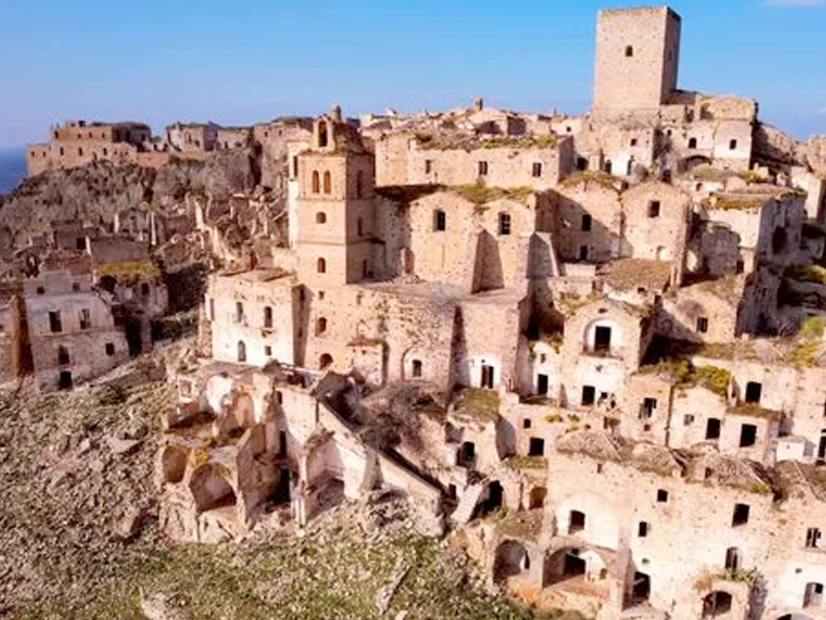 Craco: The Town Where No People Live - Sakshi5