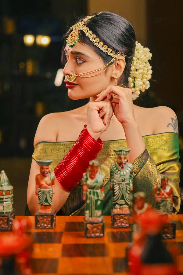 Dharsha Gupta Latest Stunning Photos - Sakshi5