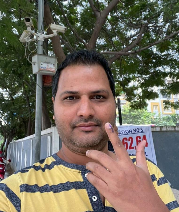 Telangana Assembly Elections 2023: Sakshi Selfie Mania Photo Gallery - Sakshi26