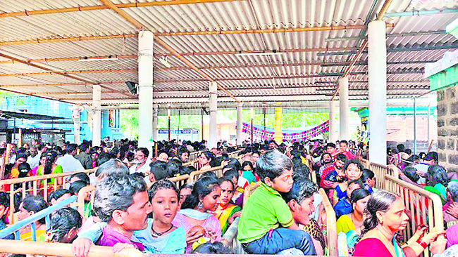 అంతర్వేది ఆలయంలో భక్తజన సందోహం 1