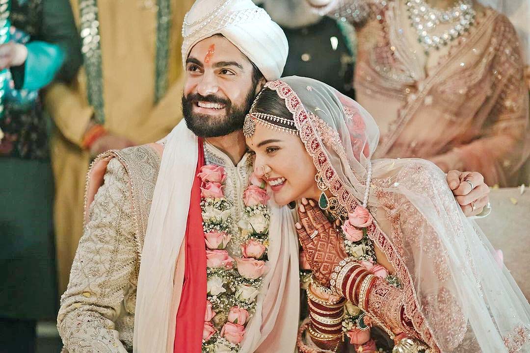 Kunal Thakur- Mukti Mohan Wedding HD Photos - Sakshi10