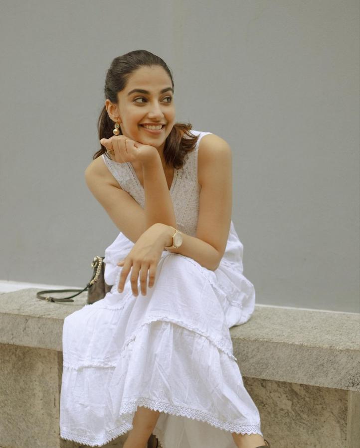 Meenakshi Chaudhary Stunning Photoshoot Photos - Sakshi10