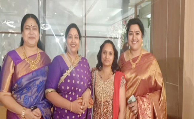 Pushpa Actress Kalpalatha Daughter Engagement PHotos Viral - Sakshi6