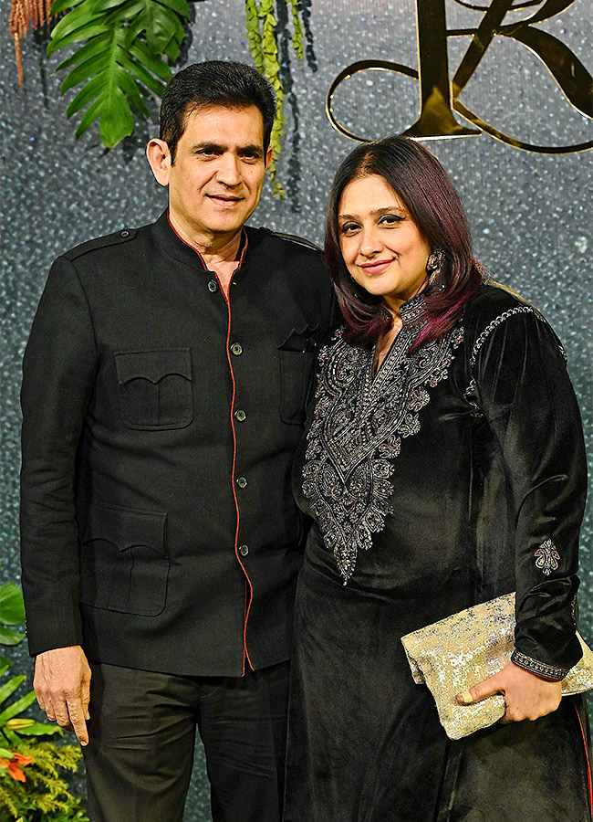 wedding reception ceremony of actors Randeep Hooda and Lin Laishram  - Sakshi8
