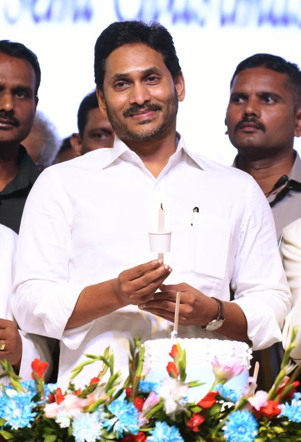 AP CM YS Jagan Participated In Christmas Celebrations Photos - Sakshi14