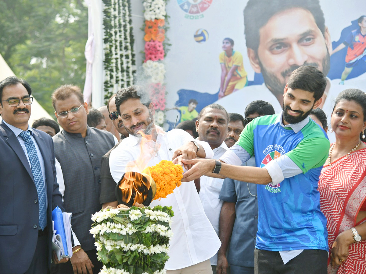 AP CM YS Jagan Participates in Aadudam Andhra Programme Photos - Sakshi1