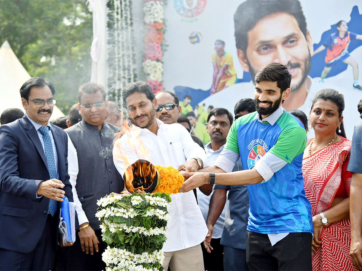 AP CM YS Jagan Participates in Aadudam Andhra Programme Photos - Sakshi6