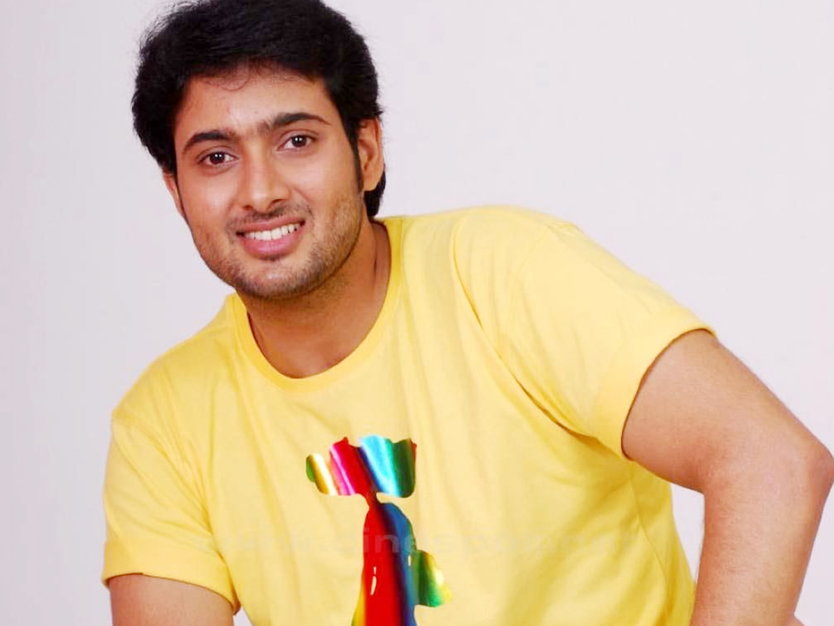 Uday Kiran Unseen Photos: తనదైన నటనతో మనల్ని అలరించిన ఉదయ్‌ కిరణ్‌ ఫోటోలు |  Remembering Uday Kiran On His Birth Anniversary, Uday Kiran Rare And Unseen  Photos Gallery Goes Viral - Sakshi