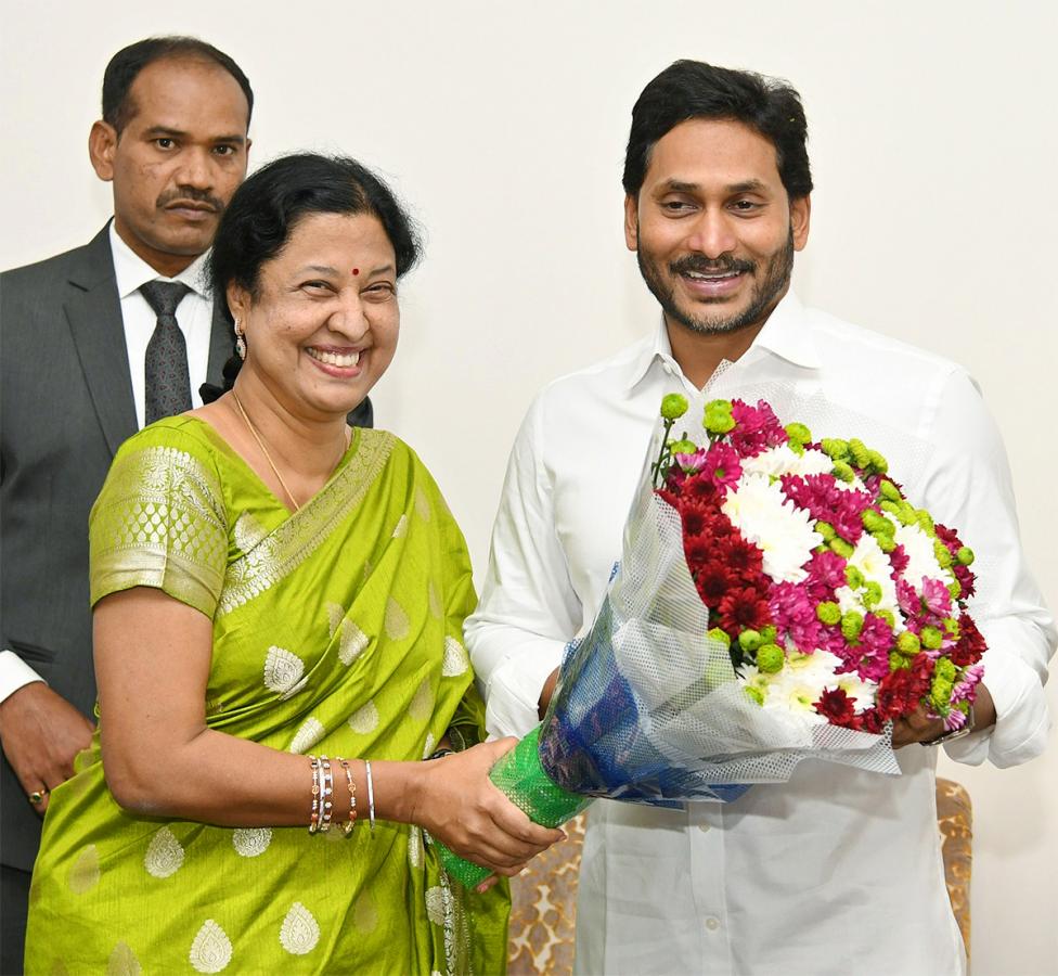 CM YS Jagan Participated In New Year Celebrations Photos - Sakshi22