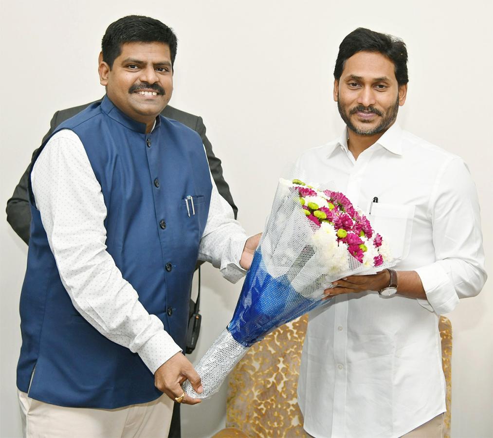 CM YS Jagan Participated In New Year Celebrations Photos - Sakshi36