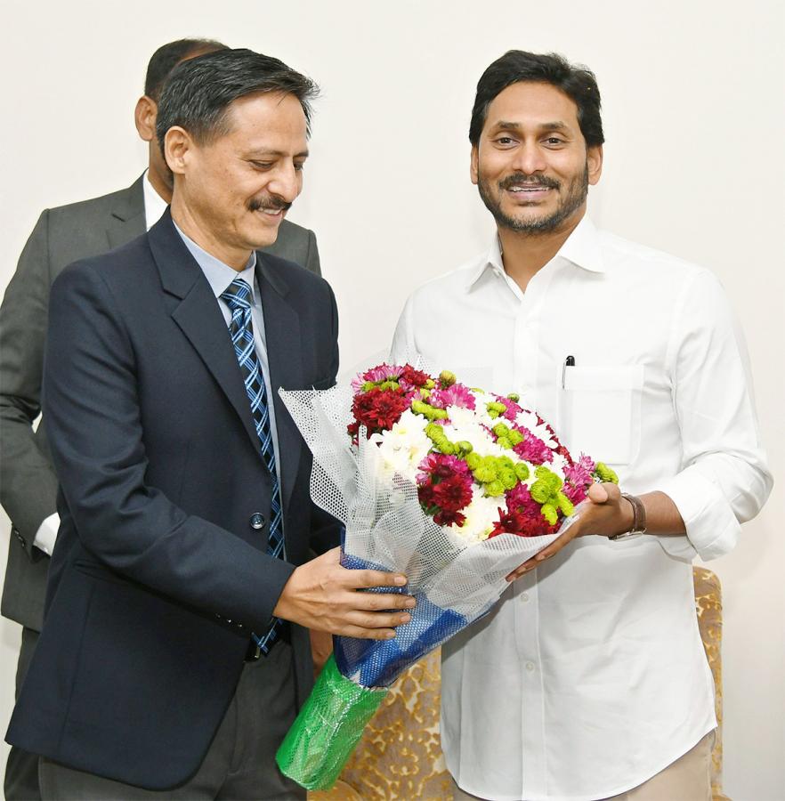 CM YS Jagan Participated In New Year Celebrations Photos - Sakshi40