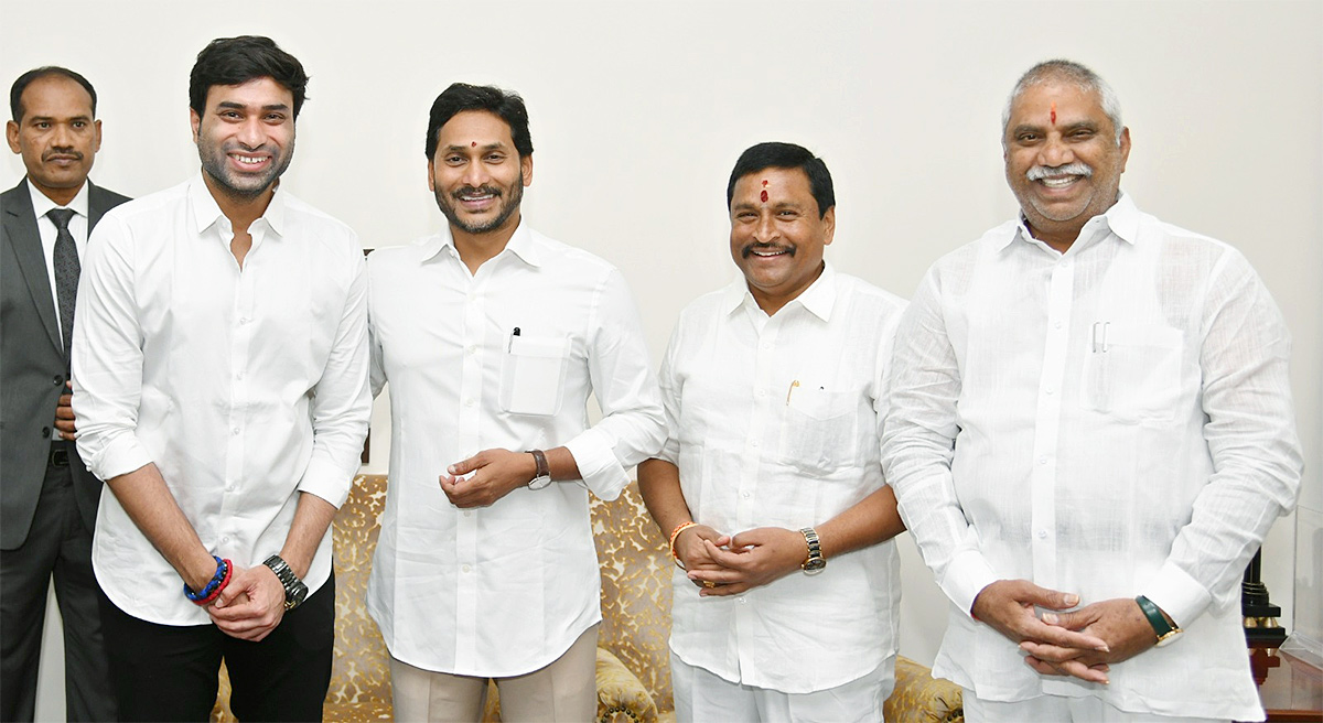 CM YS Jagan Participated In New Year Celebrations Photos - Sakshi54