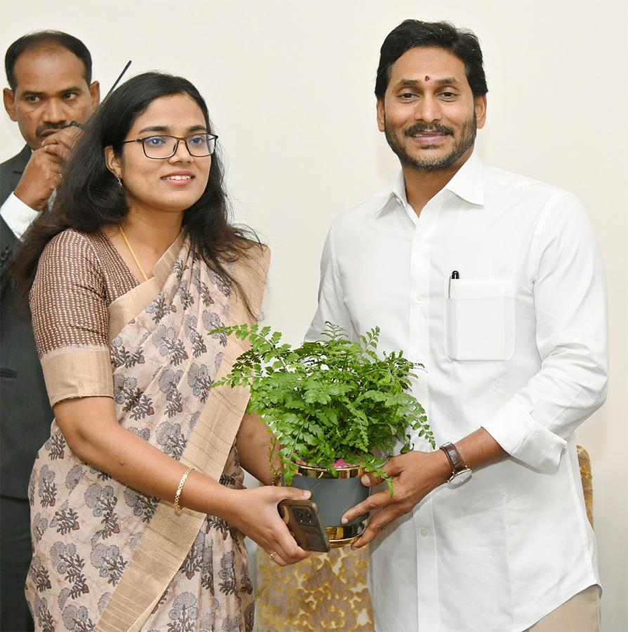 CM YS Jagan Participated In New Year Celebrations Photos - Sakshi55