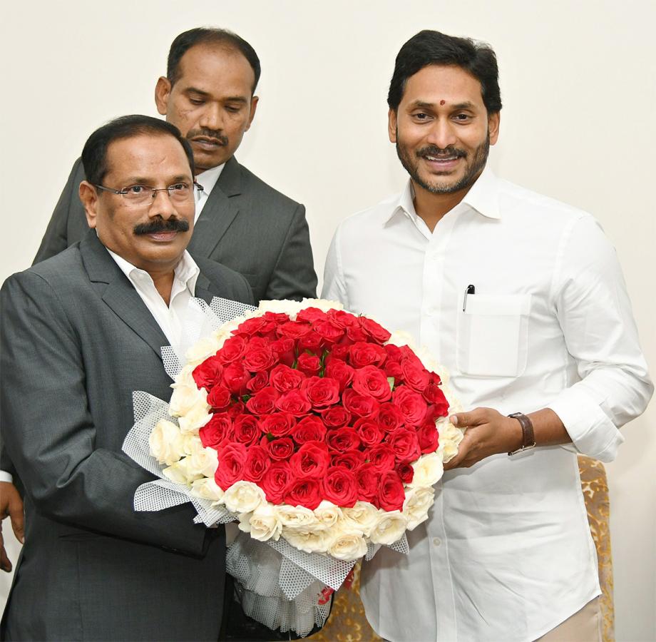 CM YS Jagan Participated In New Year Celebrations Photos - Sakshi72