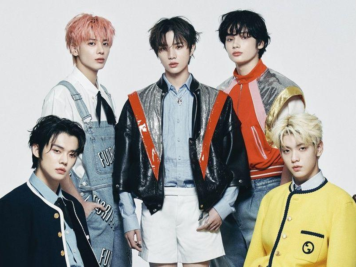 Top 10 Most Popular K-pop Groups Photos - Sakshi11