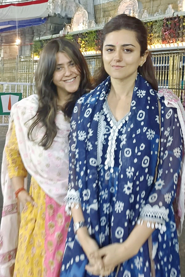 Bollywood Producer Ekta Kapoor Spotted At Tirumala Temple With Friend Photos - Sakshi4