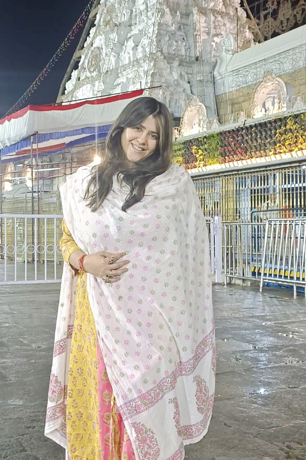 Bollywood Producer Ekta Kapoor Spotted At Tirumala Temple With Friend Photos - Sakshi6