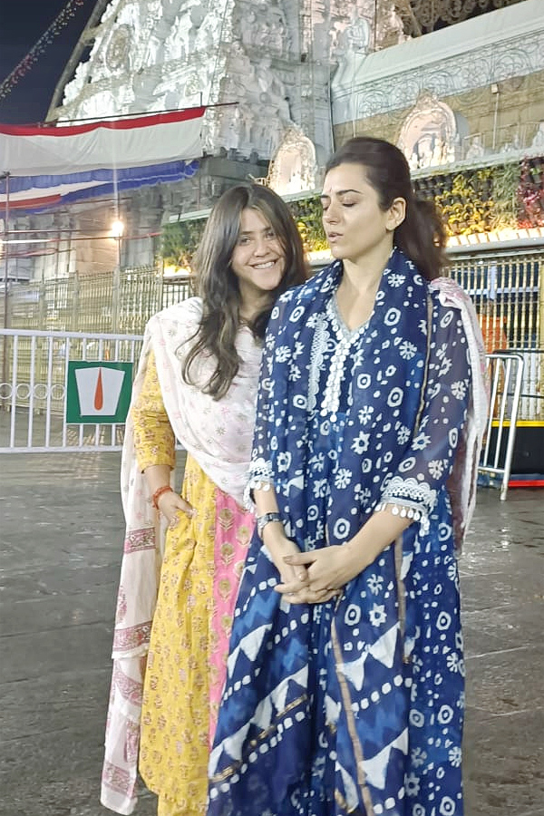 Bollywood Producer Ekta Kapoor Spotted At Tirumala Temple With Friend Photos - Sakshi8
