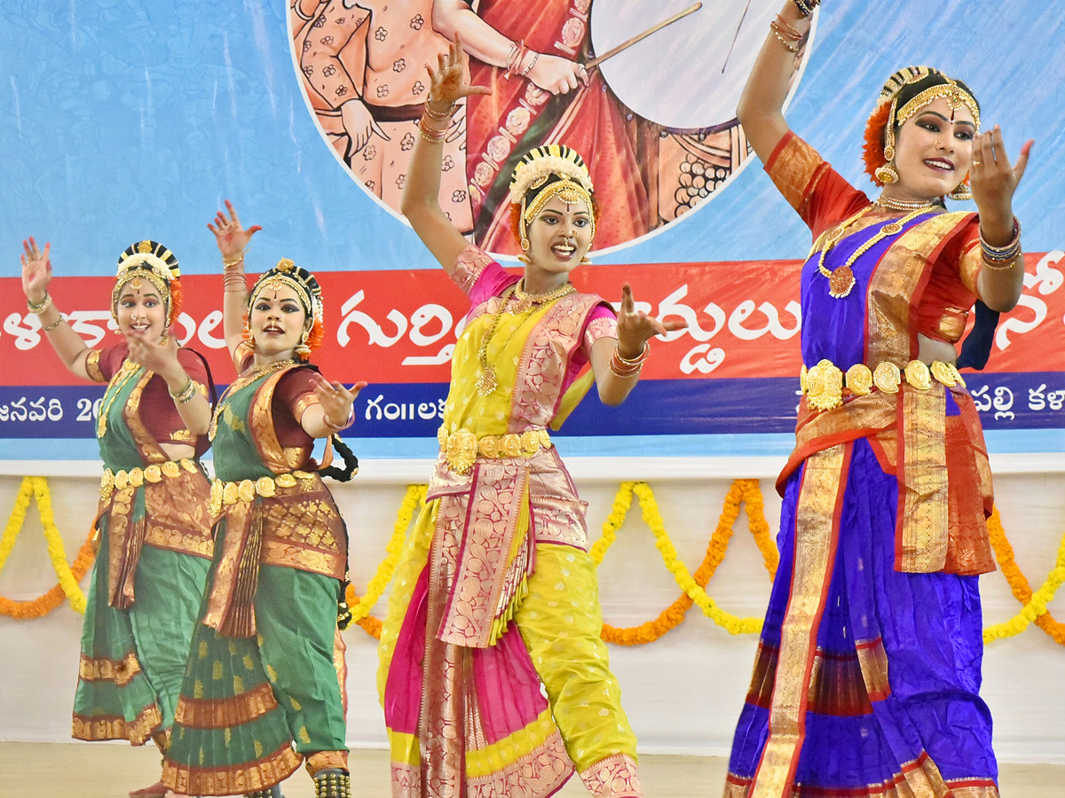 Honble Minster Roja Distributed Tourism ANd Cultural Artist ID Cards Photos - Sakshi9