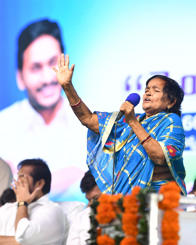 CM YS Jagan Attends YSR Pension Kanuka Program In Kakinada - Sakshi18
