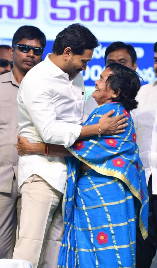 CM YS Jagan Attends YSR Pension Kanuka Program In Kakinada - Sakshi26