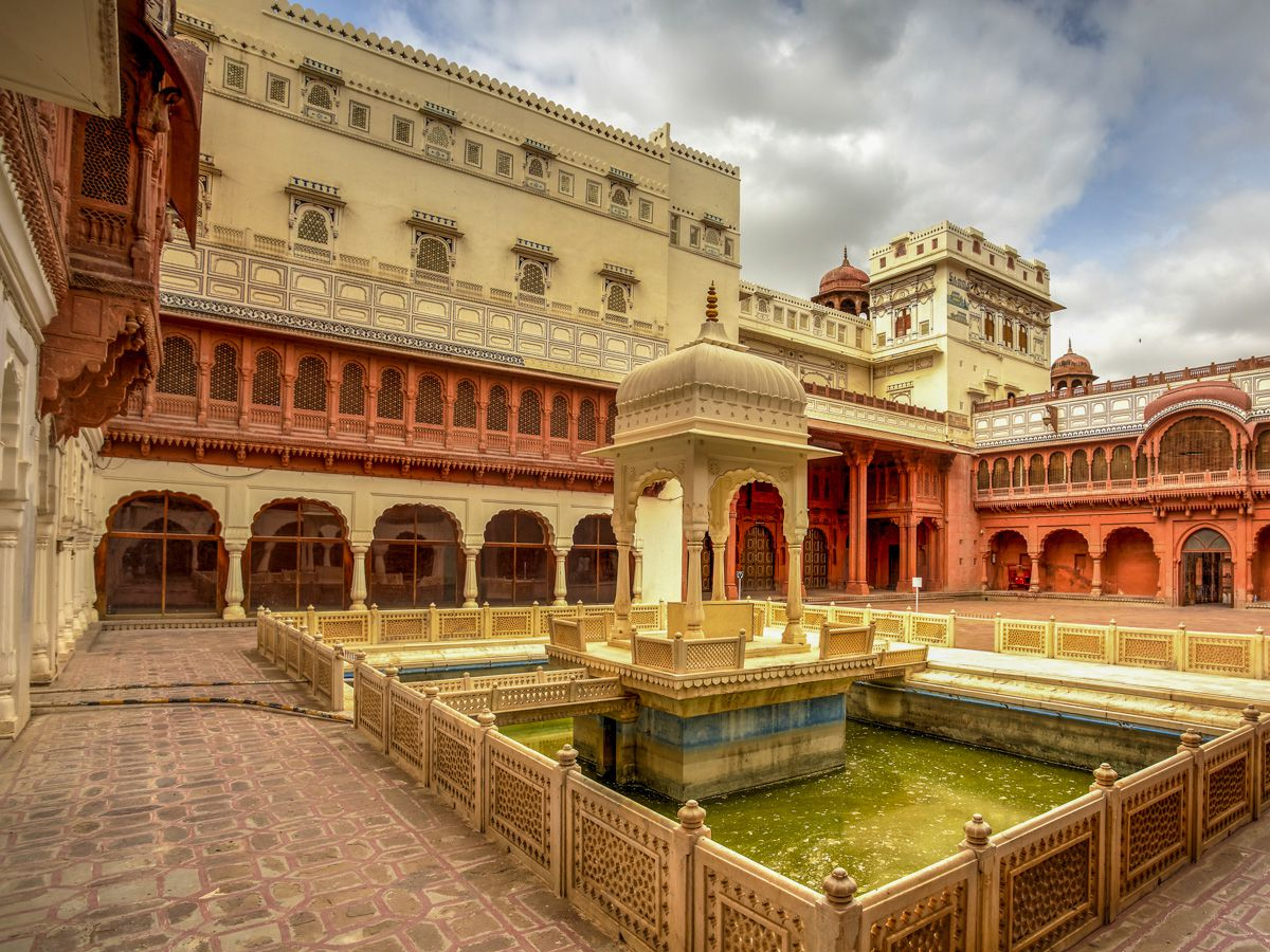 Holiday Destinations Places In india  - Sakshi7