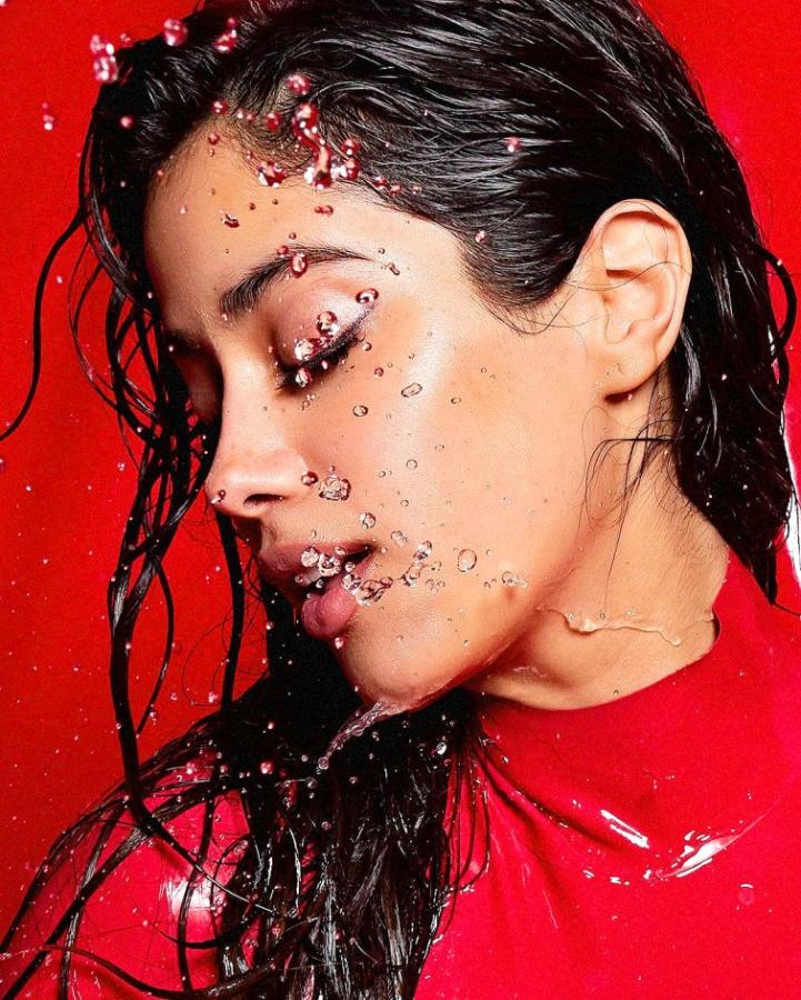 Devara Movie Heroine Janhvi Kapoor HD Latest Photo Gallery - Sakshi5