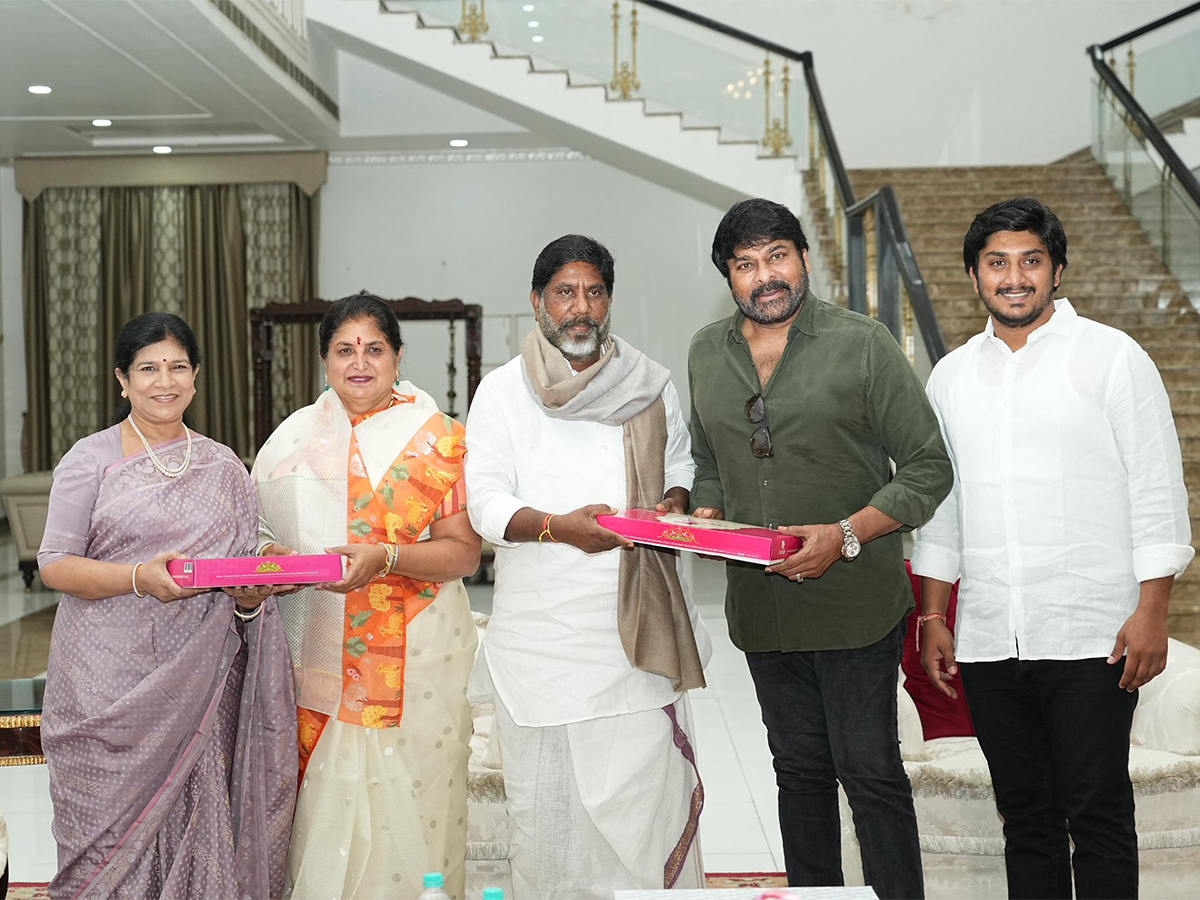 Megastar Chiranjeevi Meets Dy CM Bhatti Vikramarka - Sakshi1