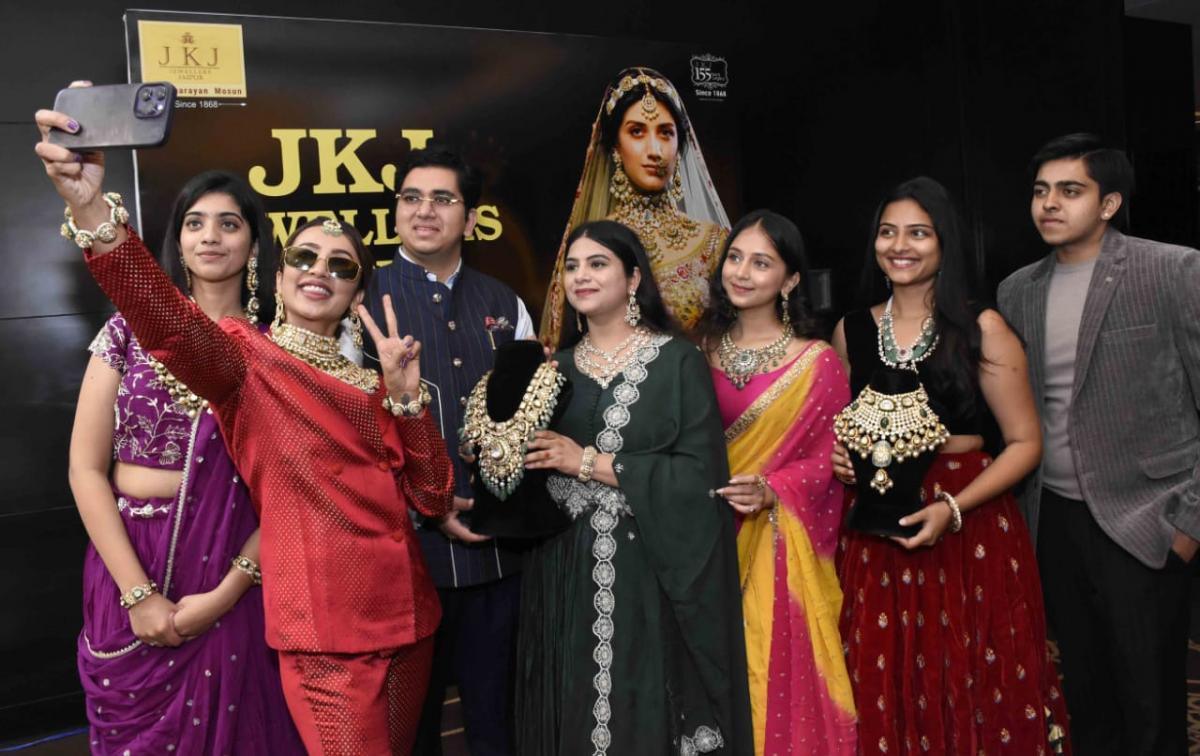 JKJ Jewellers at the Grand Launch of "Diamond Polki Jewellery Exhibition" Photos - Sakshi5