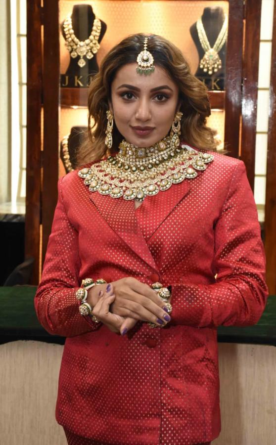 JKJ Jewellers at the Grand Launch of "Diamond Polki Jewellery Exhibition" Photos - Sakshi7