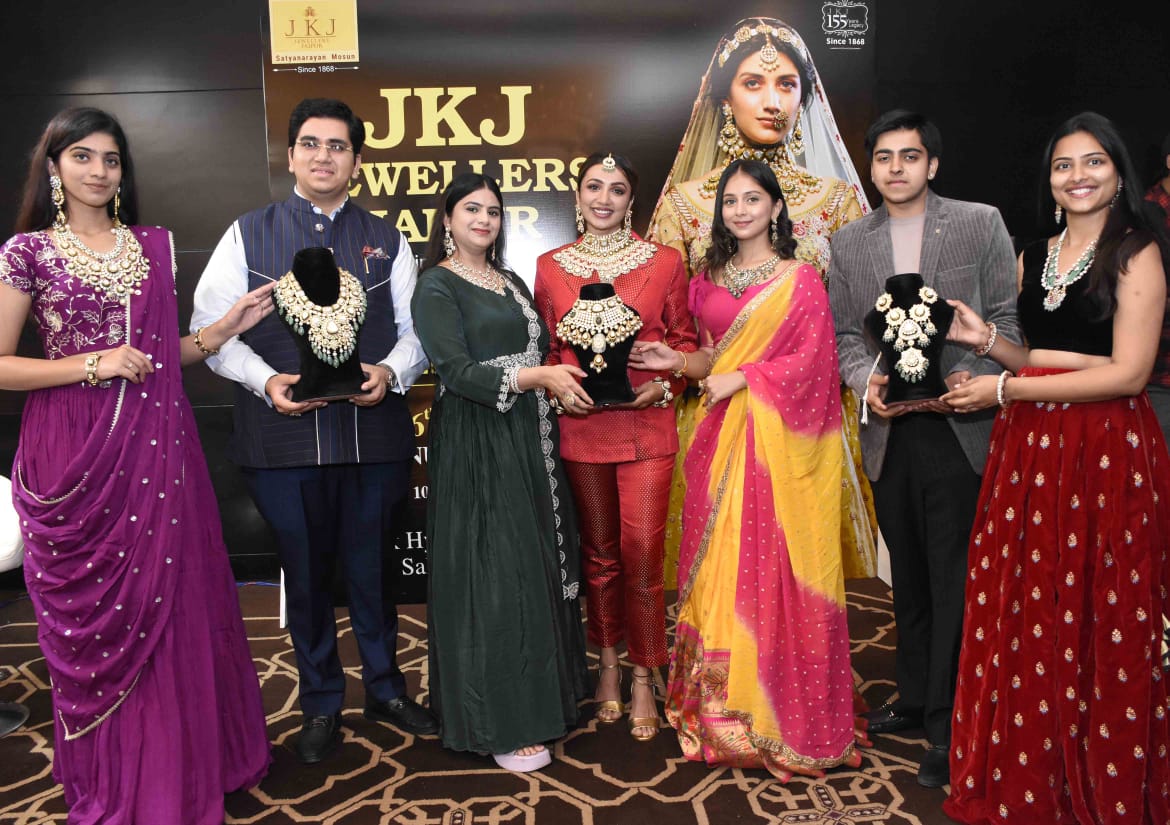 JKJ Jewellers at the Grand Launch of "Diamond Polki Jewellery Exhibition" Photos - Sakshi9