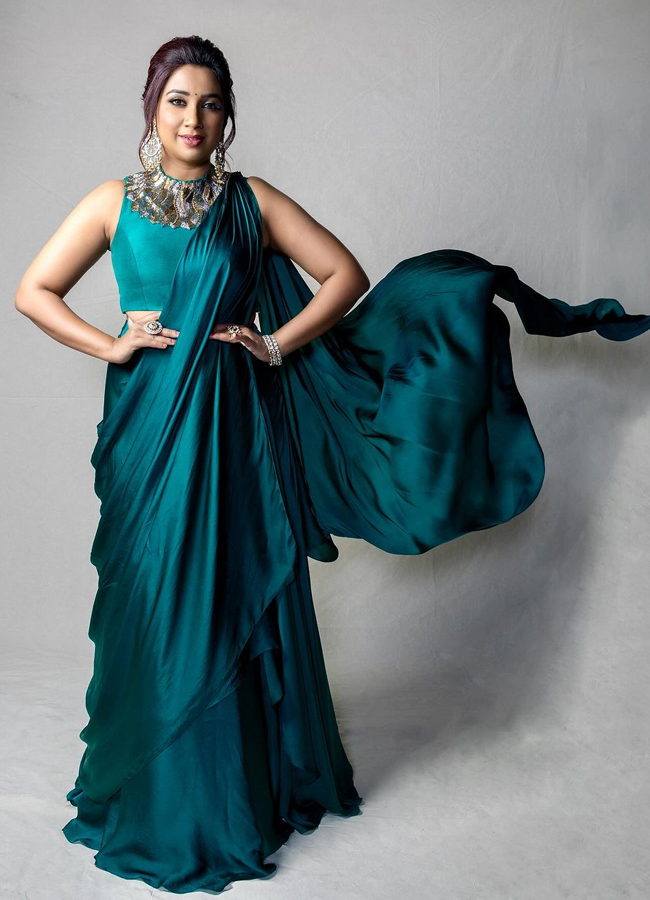 Melody Queen Of Bollywood Industry Shreya D Birthday Special Photos - Sakshi18