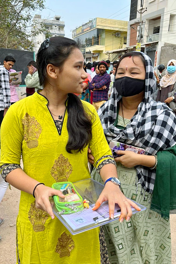 Andhra pradesh And Telagana SSC Exams Started Photos - Sakshi15