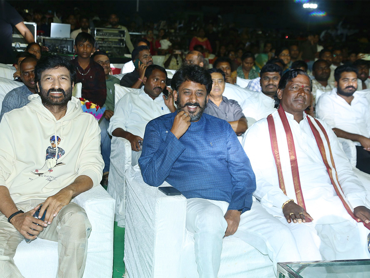 BHIMAA Pre Release Event Pics - Sakshi15