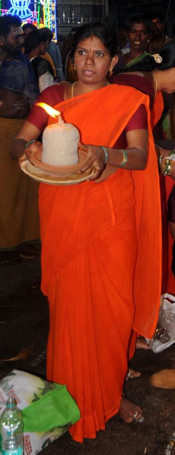 Maha Shivratri 2024: Huge Devotees in Srisailam Photos - Sakshi3