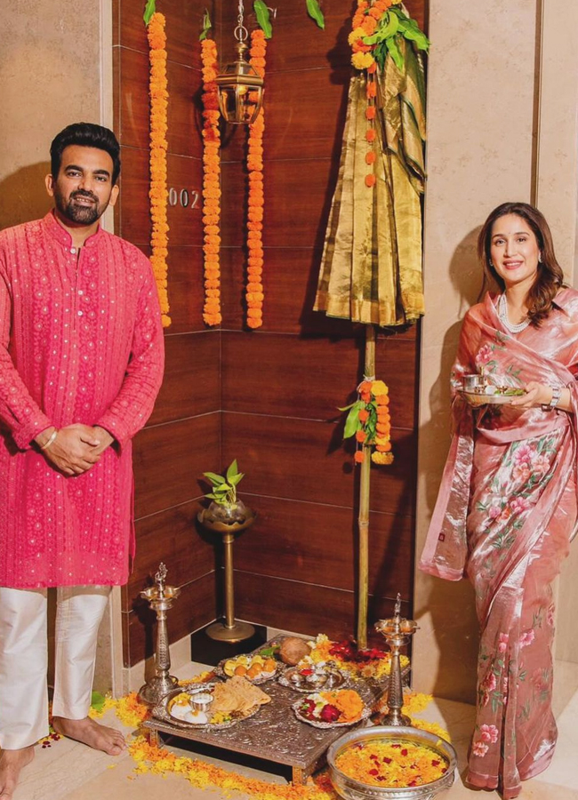 Gudi Padwa 2024: Celebrities Celabrating Gudi Padwa - Sakshi14