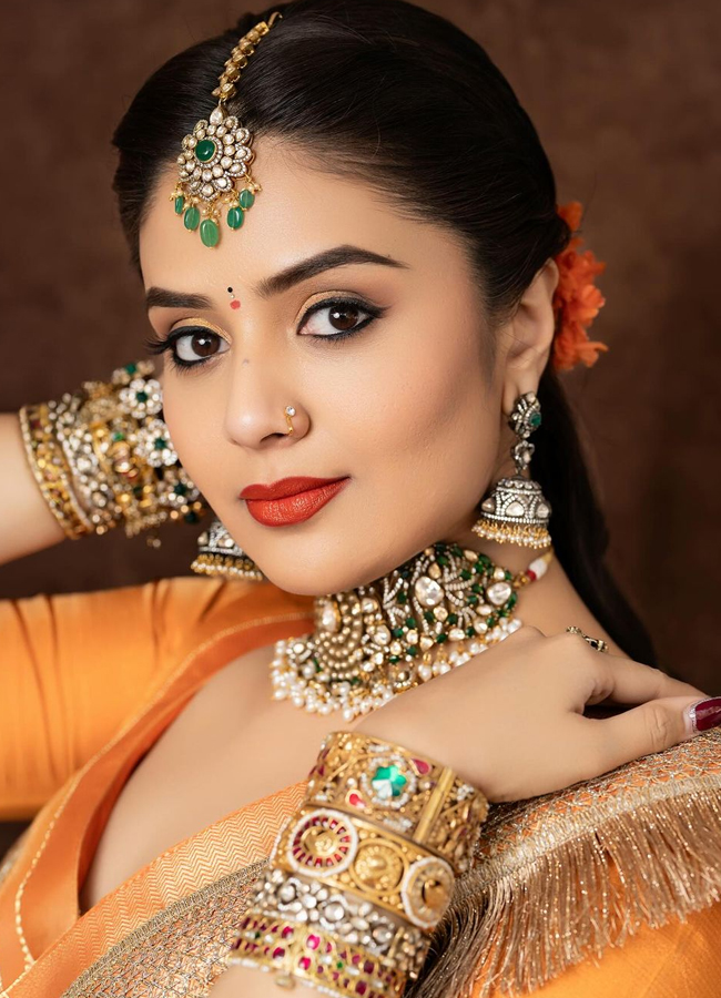 Anchor Sreemukhi Ugadi Special Photos - Sakshi3