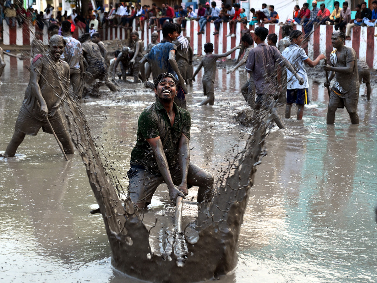 Pidakala Samaram Festival In Kairuppala Photo Gallery - Sakshi18