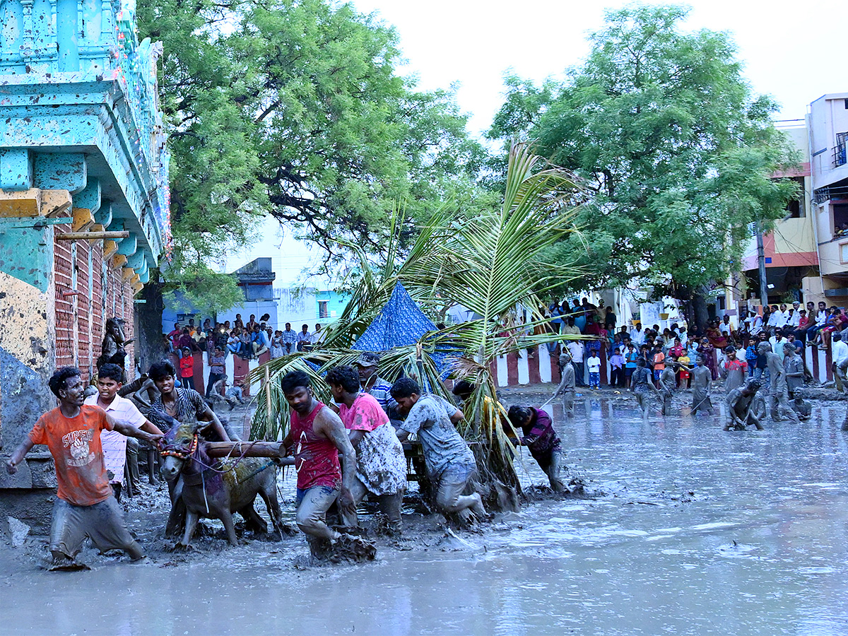 Pidakala Samaram Festival In Kairuppala Photo Gallery - Sakshi24