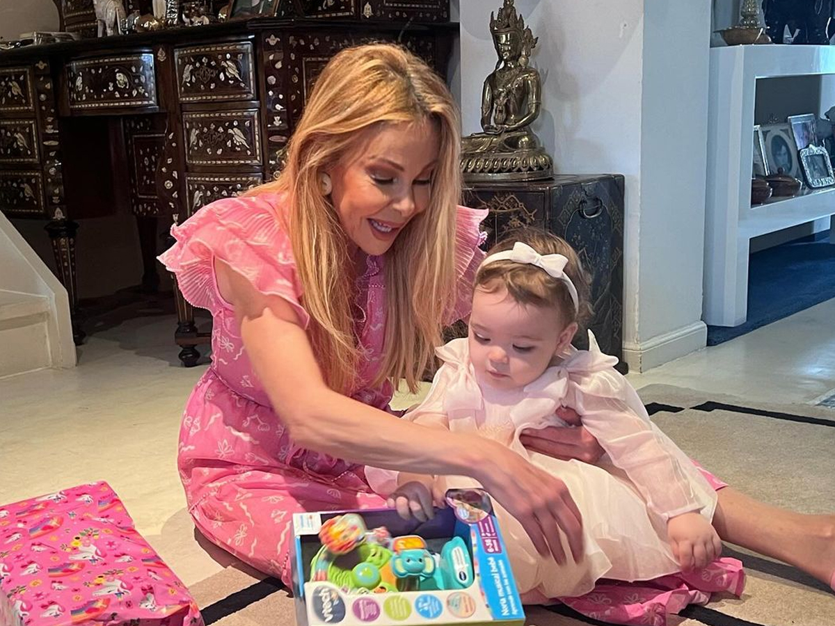 Spanish Actress gave birth to baby with his late son sperm - Sakshi10